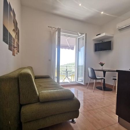 Sunny Side Of Mljet Apartamento Babino Polje Exterior foto